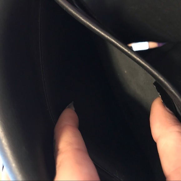 Vintage Coach Black Leather Crossbody - Picture 7 of 9